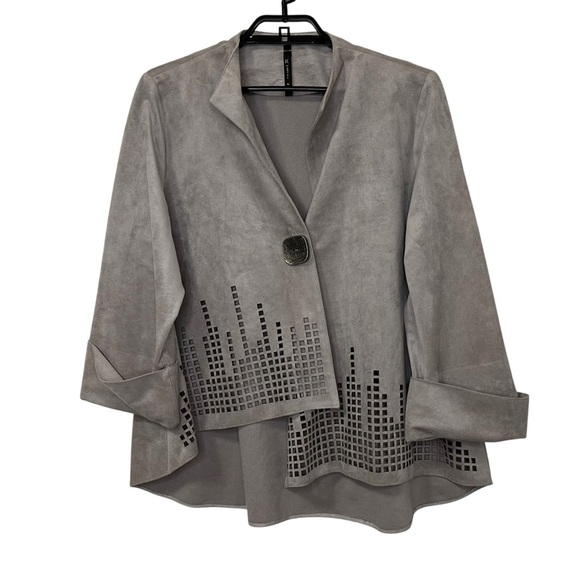 ic by connie k Jackets & Blazers - IC By Connie K Womens Faux Suede Laser-Cut Jacket Sz XL Gray Asymmetrical Hi-Low